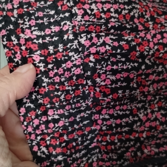 LOFT Multi Floral Elastic Waist Drawstring Shorts Size XL - Picture 4 of 9